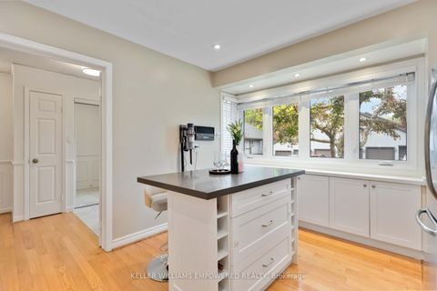 Photo 8 at 37 Rainbow Creekway, Bayview Village, Toronto