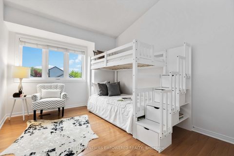Photo 18 at 37 Rainbow Creekway, Bayview Village, Toronto