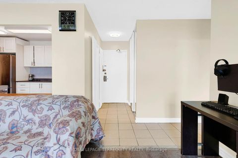 Photo 7 at 709 - 335 Driftwood Avenue, Black Creek, Toronto