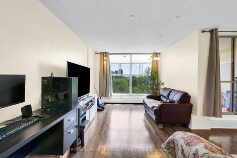 Photo 10 at 709 - 335 Driftwood Avenue, Black Creek, Toronto