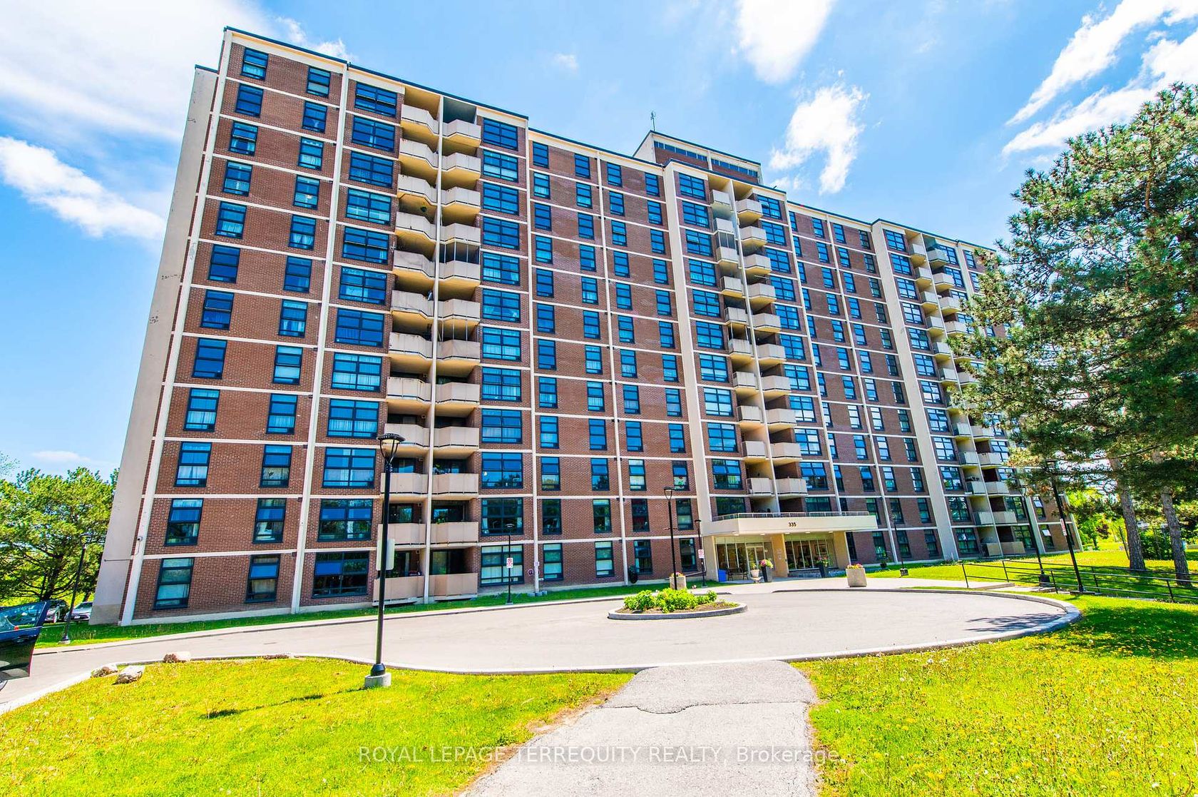 709 - 335 Driftwood Avenue, Black Creek, Toronto 