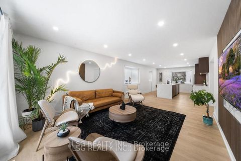 Photo 4 at 26 Grangemill Crescent, Don Mills, Toronto
