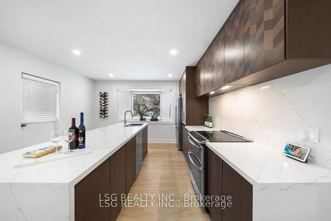 Photo 6 at 26 Grangemill Crescent, Don Mills, Toronto