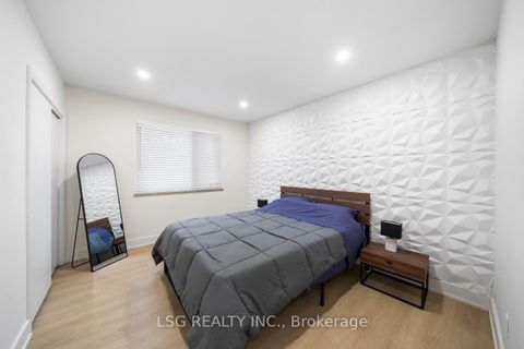 Photo 14 at 26 Grangemill Crescent, Don Mills, Toronto