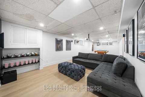 Photo 21 at 26 Grangemill Crescent, Don Mills, Toronto
