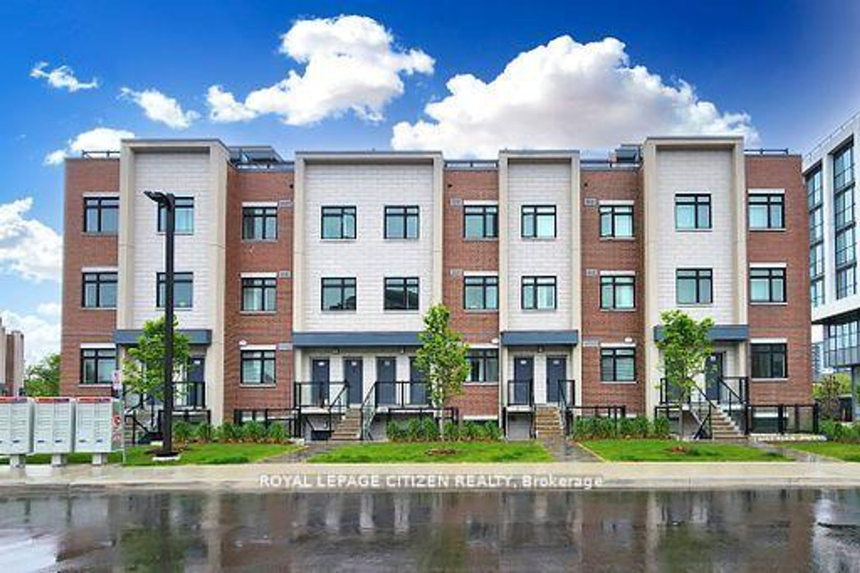 252 - 1075 Douglas McCurdy Common, Lakeview, Mississauga 