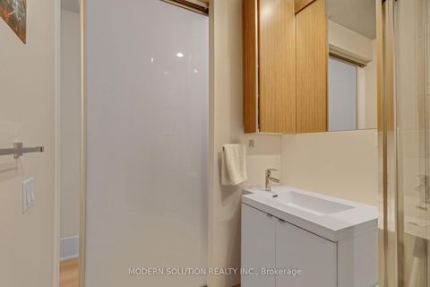 Photo 17 at 220 - 20 John Street, Waterfront Communities C1, Toronto