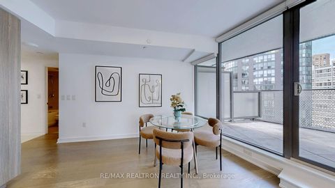 Photo 8 at 811 - 11 Wellesley Street W, Bay Street Corridor, Toronto