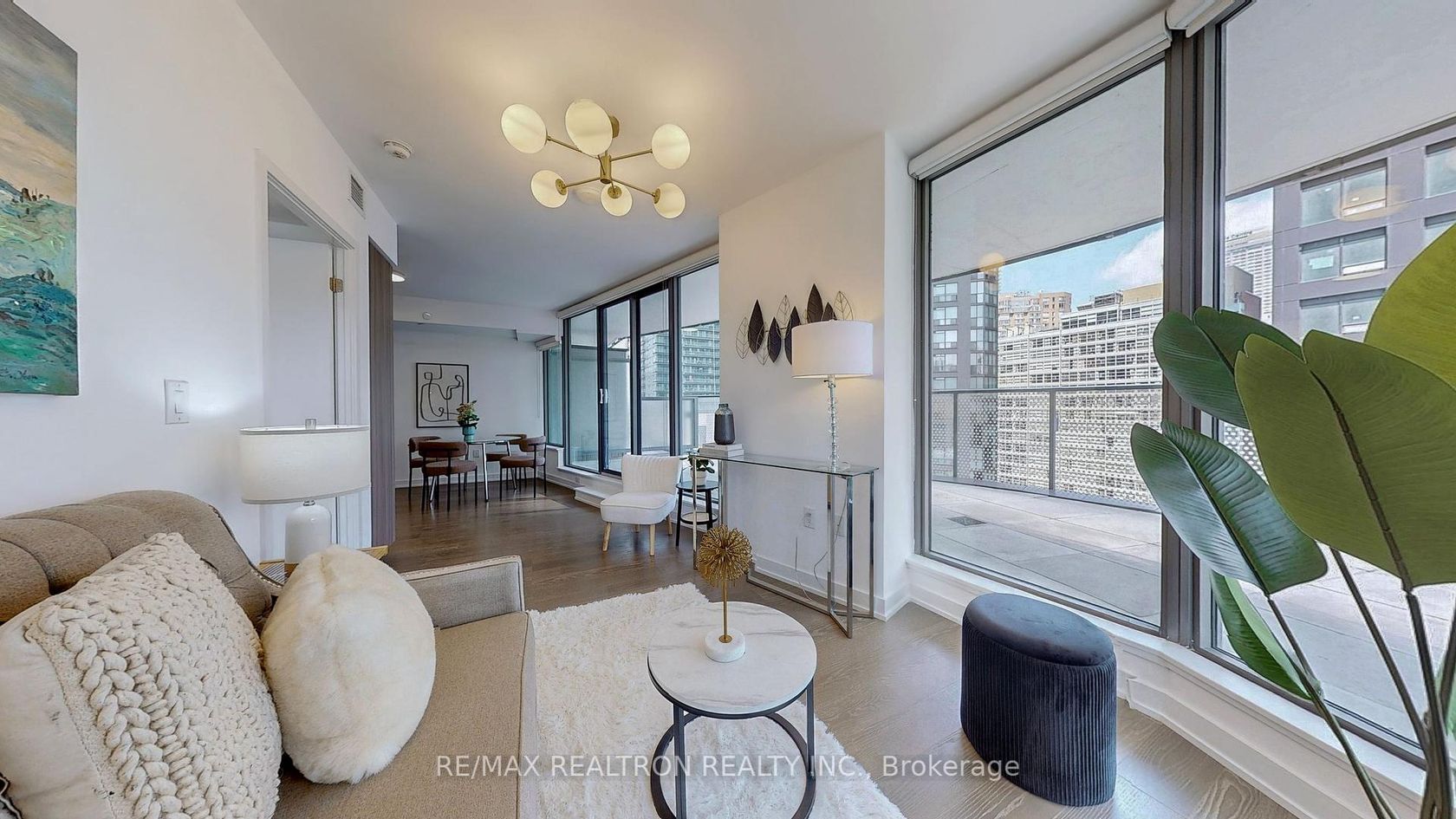 811 - 11 Wellesley Street W, Bay Street Corridor, Toronto 