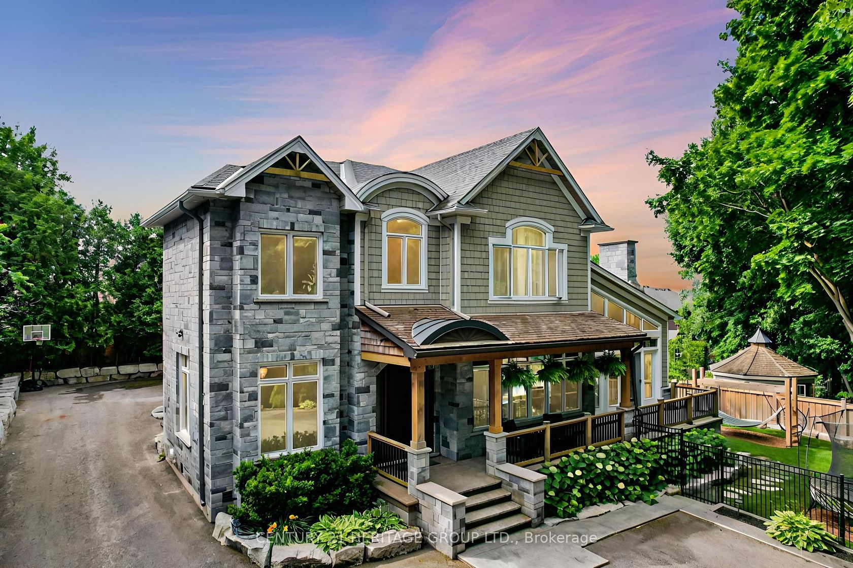 298 Shoreview Road, LaSalle, Burlington 