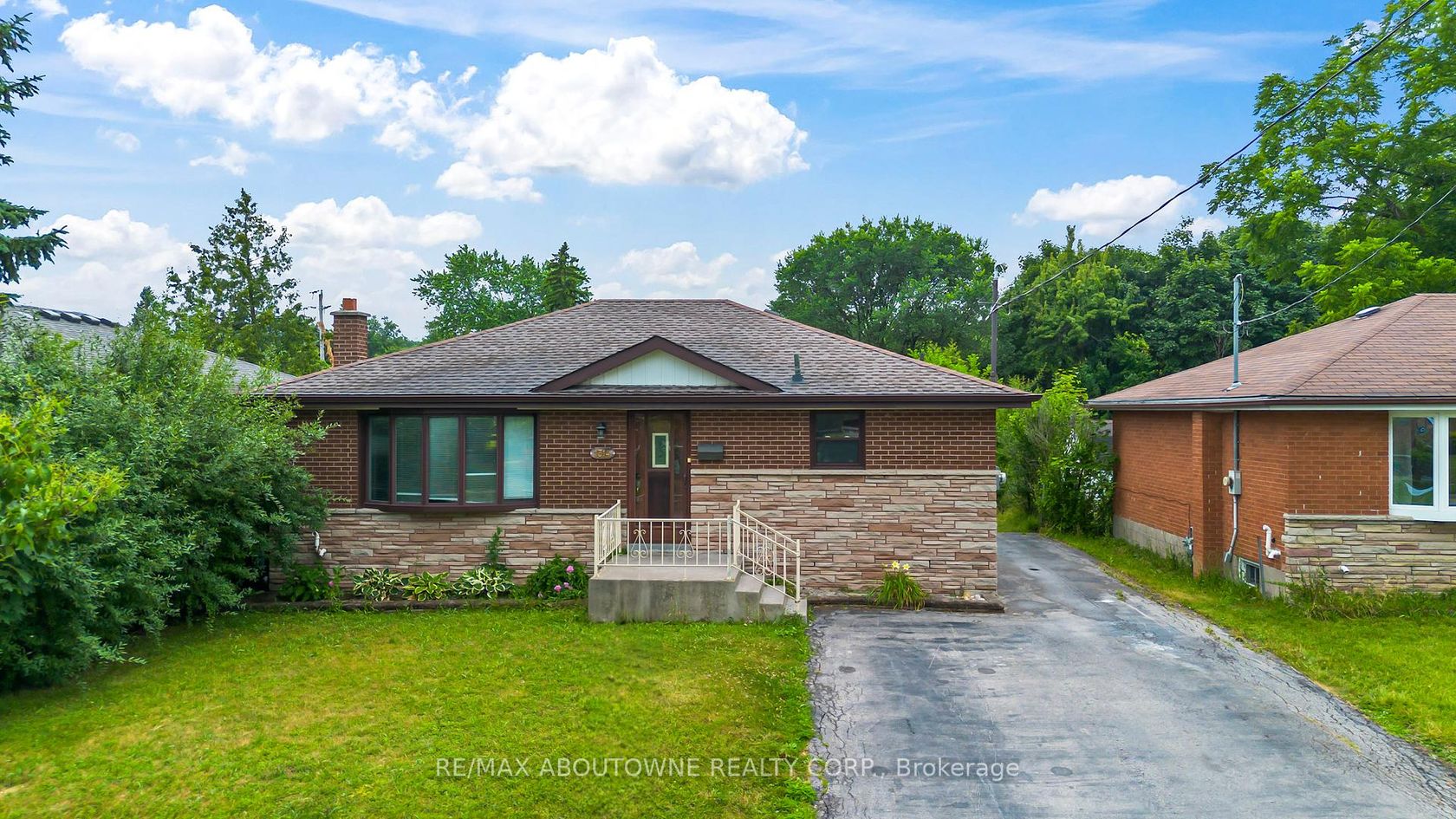 1314 Fisher Avenue E, Mountainside, Burlington 
