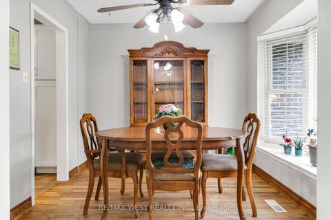 Photo 5 at 61 - 113 Palmdale Drive, Sullivan, Toronto