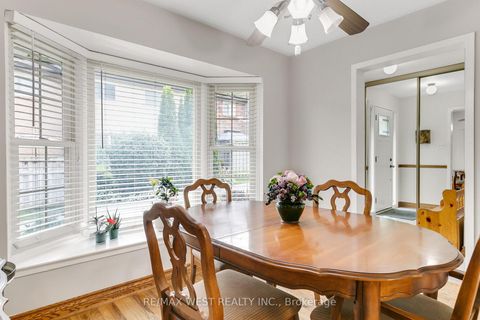 Photo 6 at 61 - 113 Palmdale Drive, Sullivan, Toronto