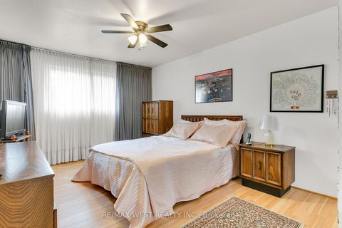 Photo 11 at 61 - 113 Palmdale Drive, Sullivan, Toronto