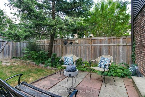 Photo 17 at 61 - 113 Palmdale Drive, Sullivan, Toronto