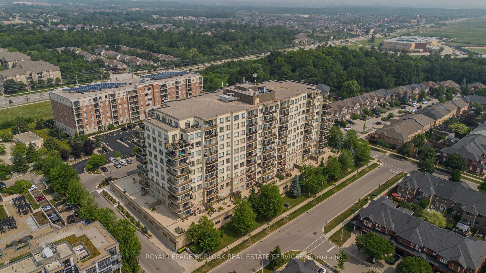 410 - 1998 Ironstone Drive, Uptown, Burlington 