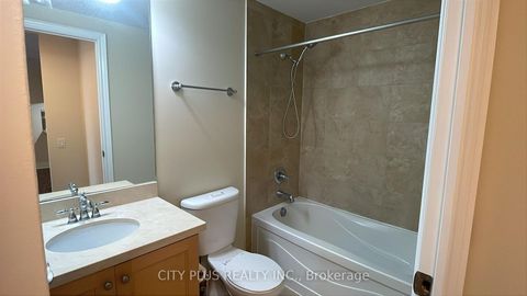 Photo 8 at 409 - 10101 Yonge Street, Crosby, Richmond Hill