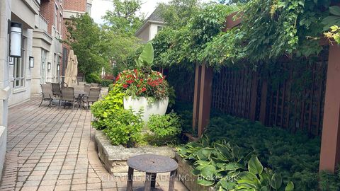 Photo 15 at 409 - 10101 Yonge Street, Crosby, Richmond Hill