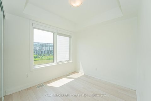 Photo 17 at 215 - 155 Downsview Park Boulevard, CFB, Toronto
