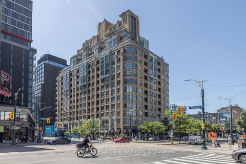 Photo 20 at 610 - 438 Richmond Street W, Waterfront Communities C1, Toronto
