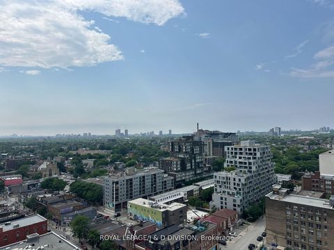 Photo 29 at 610 - 438 Richmond Street W, Waterfront Communities C1, Toronto