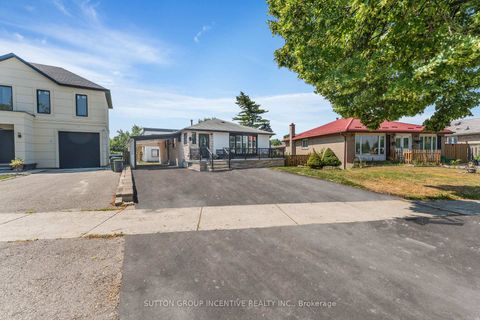 Photo 1 at 55 Dorward Drive, Jamestown, Toronto