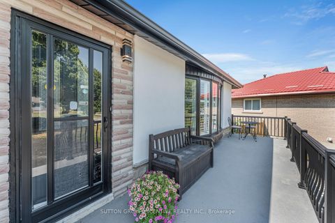 Photo 3 at 55 Dorward Drive, Jamestown, Toronto
