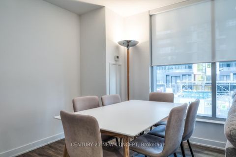 Photo 11 at 210 - 99 Broadway Avenue, Mount Pleasant West, Toronto