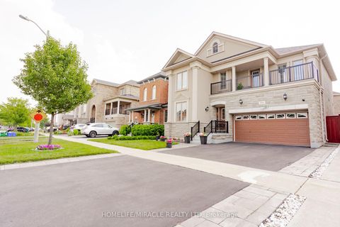 Photo 1 at 516 Vellore Woods Boulevard, Vellore Village, Vaughan