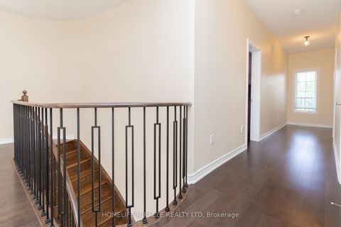 Photo 23 at 516 Vellore Woods Boulevard, Vellore Village, Vaughan