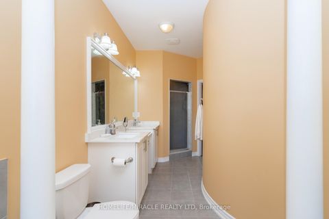 Photo 30 at 516 Vellore Woods Boulevard, Vellore Village, Vaughan