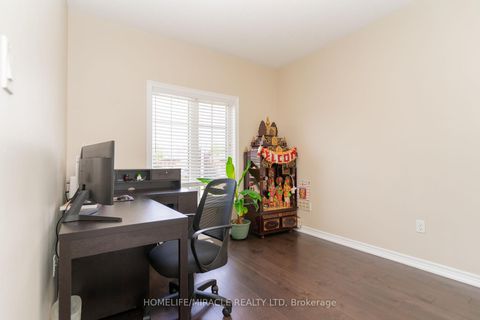 Photo 33 at 516 Vellore Woods Boulevard, Vellore Village, Vaughan