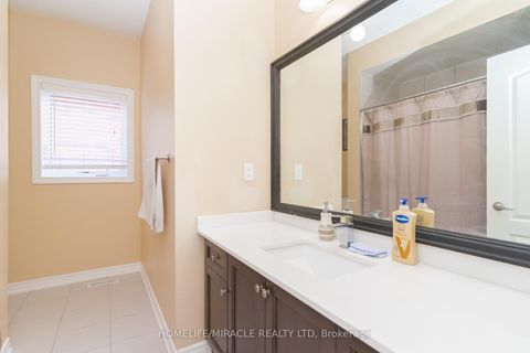 Photo 35 at 516 Vellore Woods Boulevard, Vellore Village, Vaughan