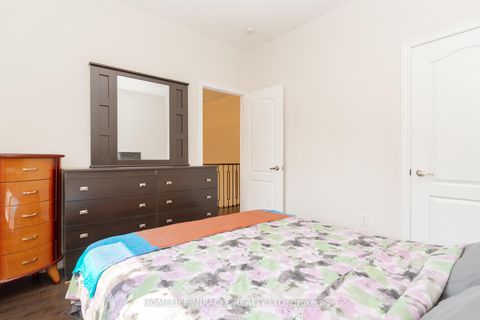 Photo 37 at 516 Vellore Woods Boulevard, Vellore Village, Vaughan