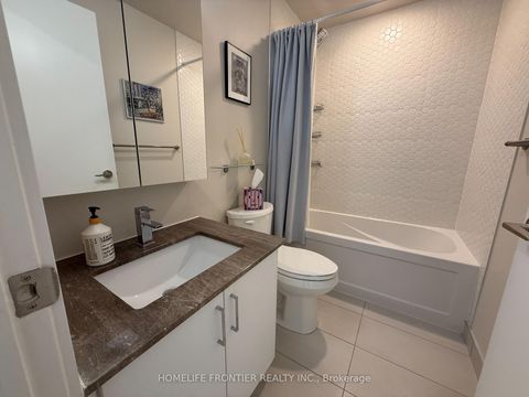 Photo 14 at 405 - 1960 Queen Street E, The Beaches, Toronto