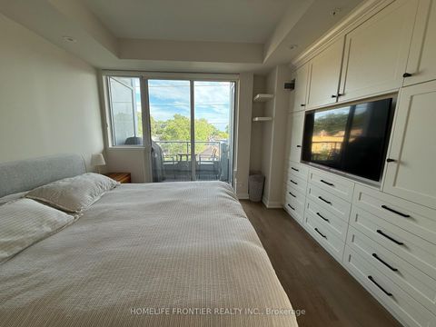 Photo 20 at 405 - 1960 Queen Street E, The Beaches, Toronto