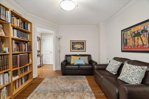 Photo 16 at 24 Patrice Crescent, Yorkhill, Vaughan