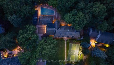 Photo 2 at 108 Sandringham Drive, Westgate, Toronto