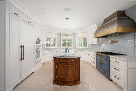 Photo 10 at 108 Sandringham Drive, Westgate, Toronto
