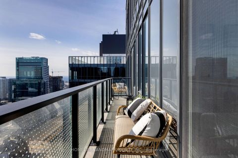 Photo 9 at PH5001 - 115 Blue Jays Way, Waterfront Communities C1, Toronto