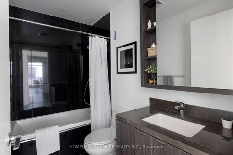 Photo 20 at PH5001 - 115 Blue Jays Way, Waterfront Communities C1, Toronto