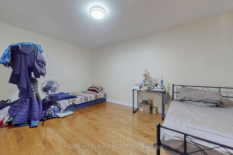 Photo 20 at 33 Wanstead Avenue, Oakridge, Toronto