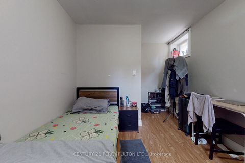 Photo 39 at 33 Wanstead Avenue, Oakridge, Toronto
