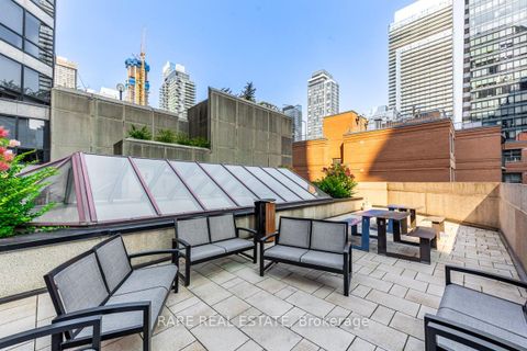 Photo 28 at 310 - 1001 Bay Street, Bay Street Corridor, Toronto