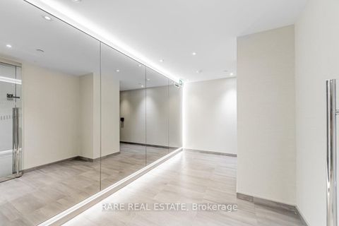 Photo 29 at 310 - 1001 Bay Street, Bay Street Corridor, Toronto