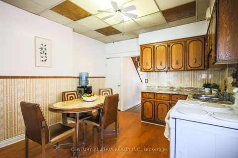 Photo 14 at 869 Pape Avenue E, East York, Toronto
