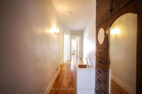 Photo 16 at 869 Pape Avenue E, East York, Toronto