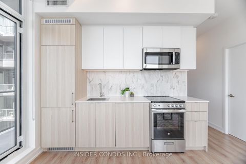 Photo 13 at 717 - 500 Dupont Street, Annex, Toronto