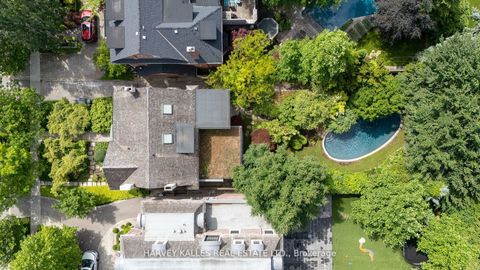 Photo 2 at 38 Dunvegan Road, Forest Hill South, Toronto