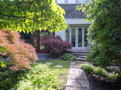 Photo 28 at 38 Dunvegan Road, Forest Hill South, Toronto